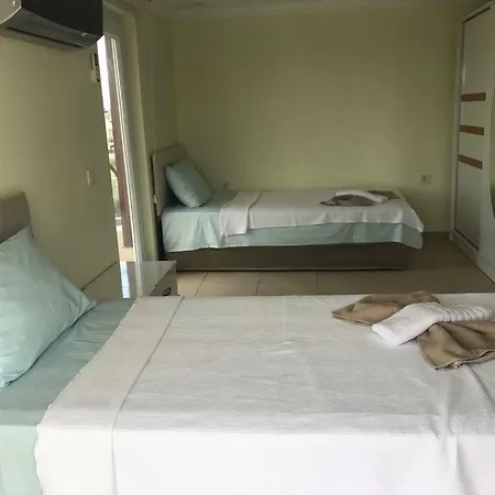 Sade Tatil Evleri * 贝莱克